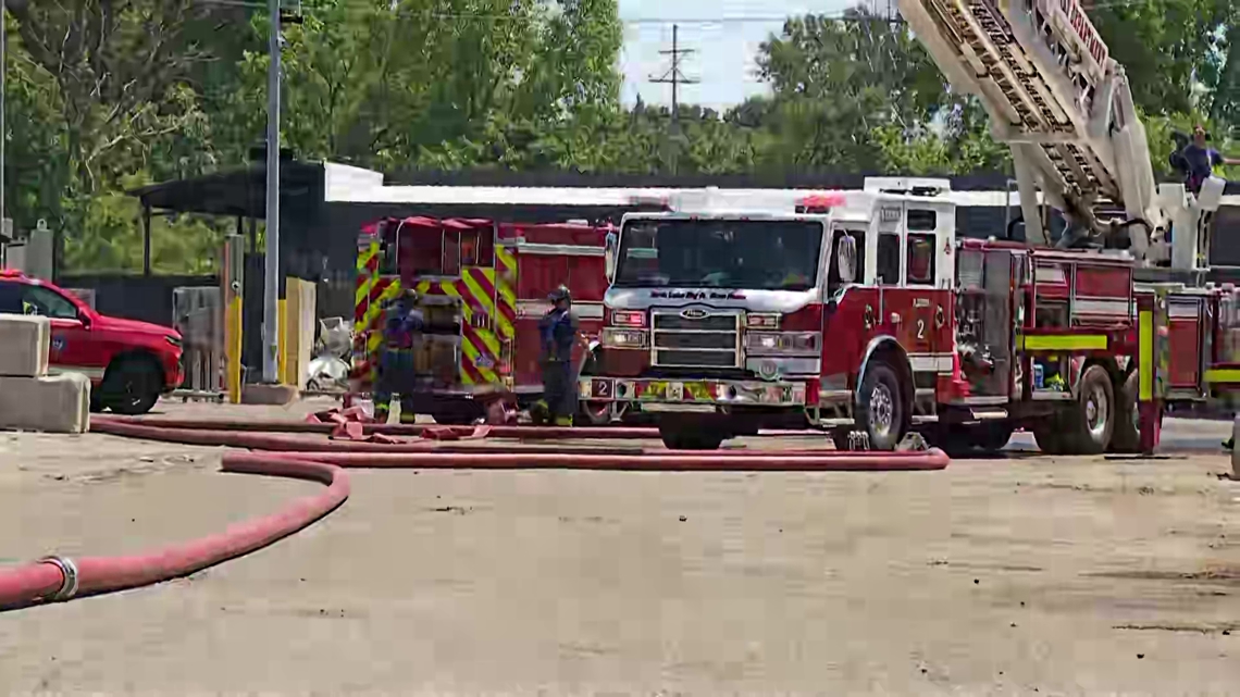 Grand Rapids Firefighters tackle fire at metal scrap yard [Video]