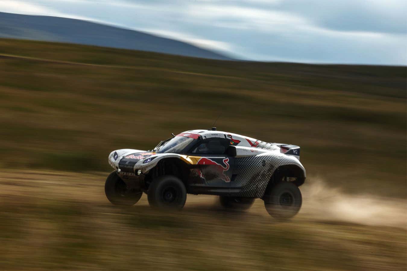 Hydrogen off-road race car tested to limits in former coal mine [Video]